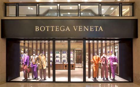 bottega veneta outlet locations.